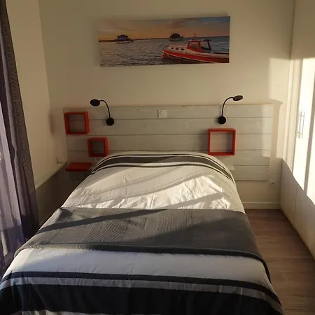Alouette France * Пессак